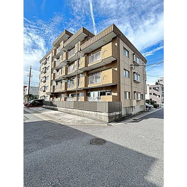 サンシャイン村瀬の外観