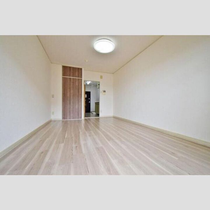 クールソレイユTOHRUの内装