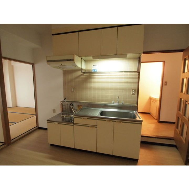 グリーンハイツ平針 I棟のキッチン