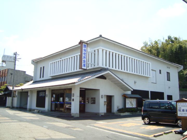 ボヌールAKIの周辺