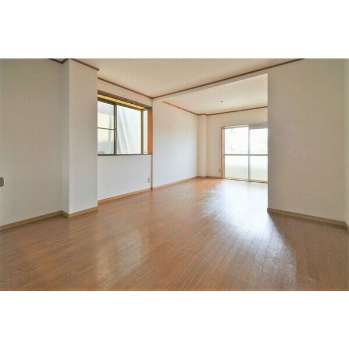 近藤ハイツの居間