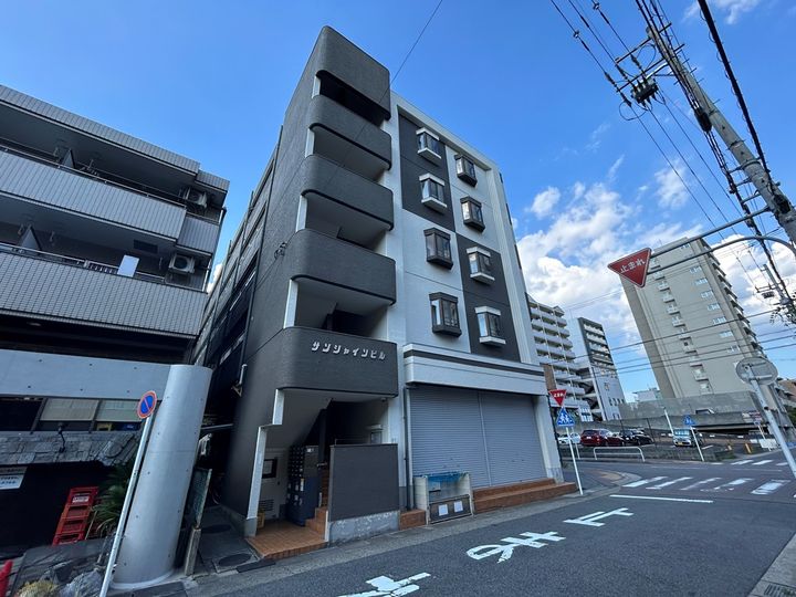 サンシャインビル(南)512の外観