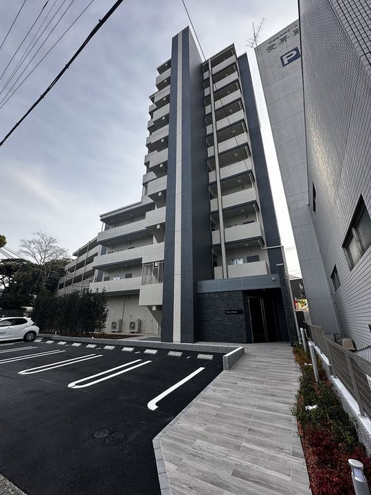 セイント野並の外観