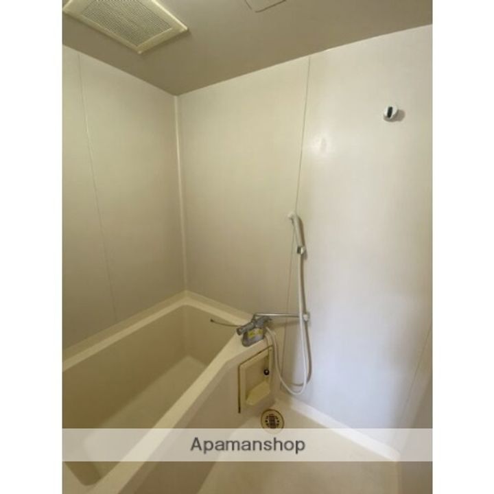 愛知県名古屋市天白区保呂町の賃貸マンションの風呂