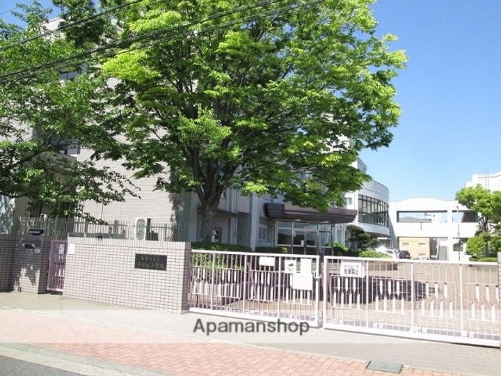 愛知県名古屋市天白区保呂町の賃貸マンションの周辺