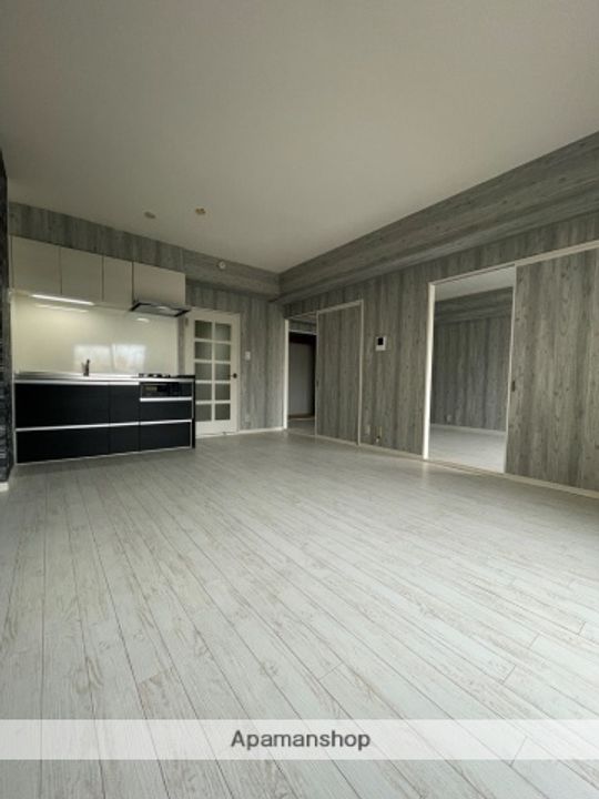 ミラベル元植田の居間