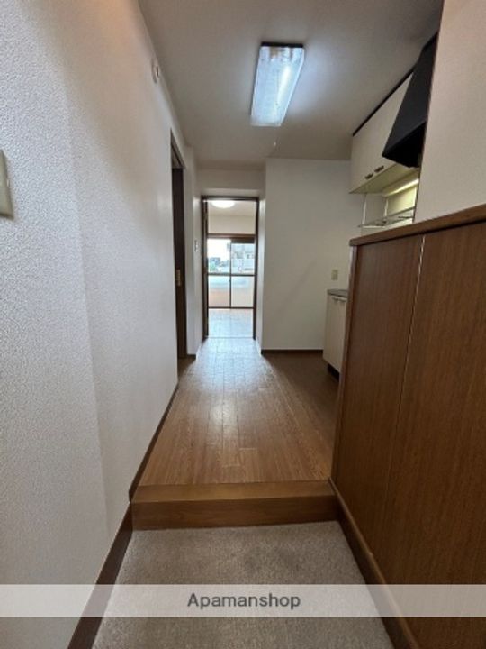 メゾン朋友の玄関