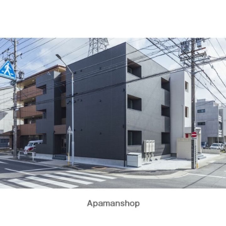 KAMPRADの外観