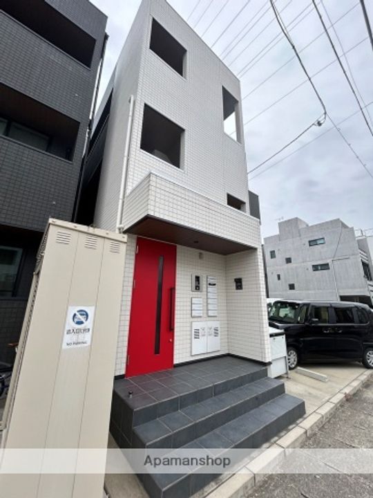 KAMPRADの外観