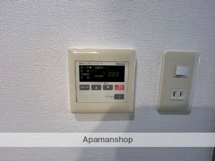 愛知県名古屋市天白区塩釜口2丁目の賃貸マンションの内装