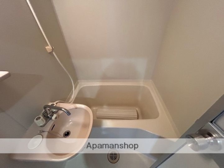 愛知県名古屋市天白区塩釜口2丁目の賃貸マンションの内装