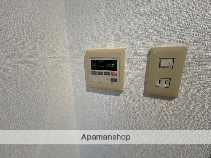 愛知県名古屋市天白区塩釜口2丁目の賃貸マンションの内装