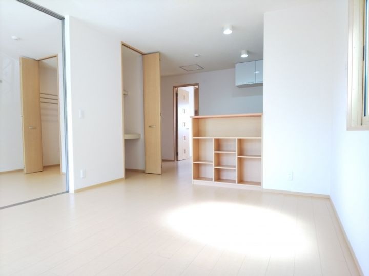 エトワール香久山の居間