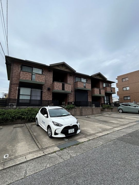 ウィルモア鴻の巣パークの外観