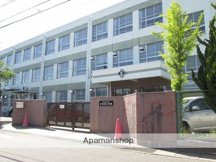 クレスト原の周辺