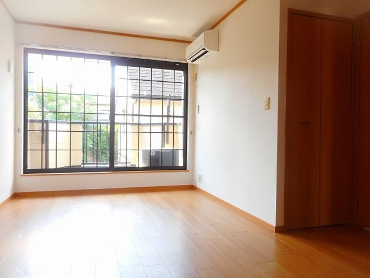 ミルトニアBの居間