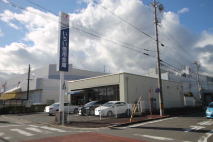 ミルトニアBの周辺