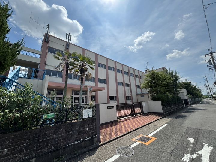 カーサ アレグラの周辺
