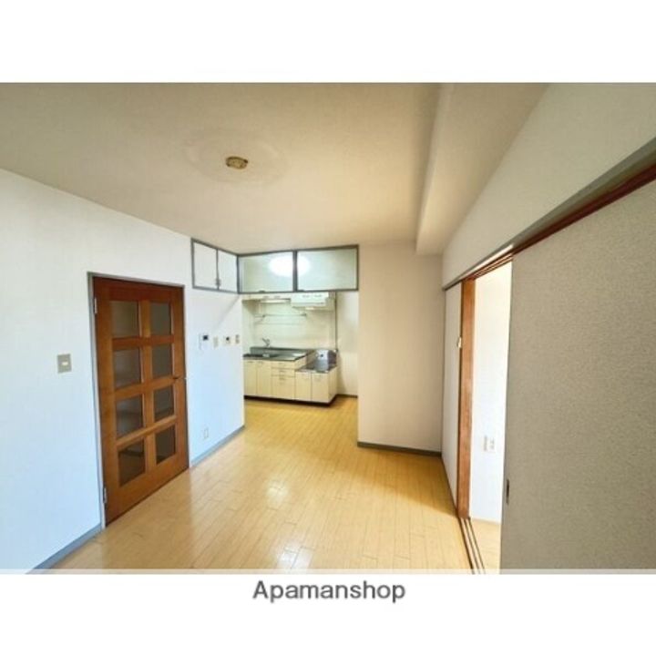 ロイヤルマンション横井.の居間