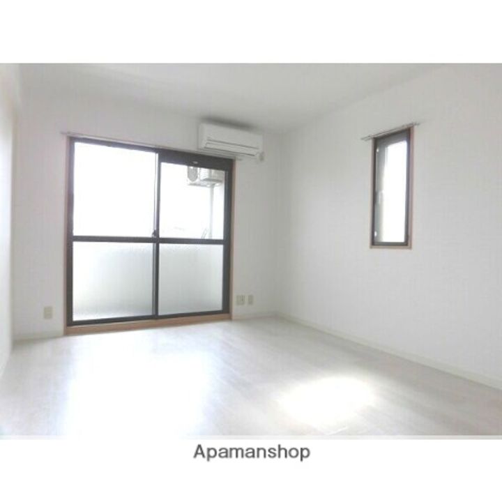 アムール白浜の居間