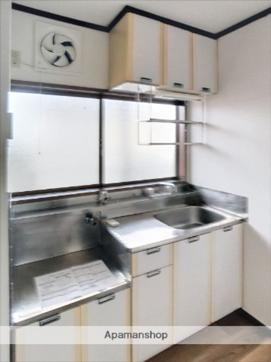 ハイツよこた202のキッチン