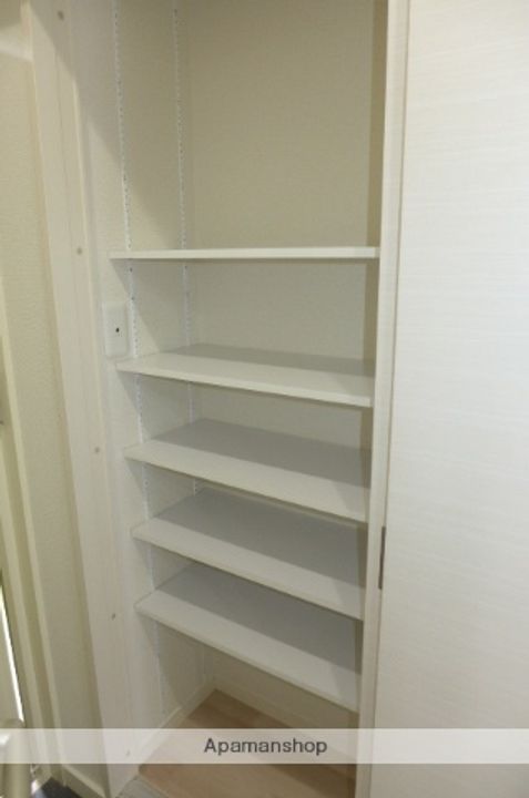 マンション浅井203の内装