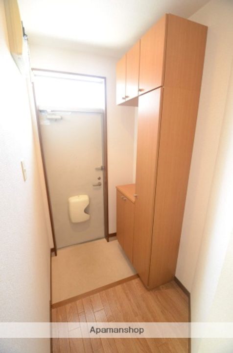 セントレージ横山の玄関