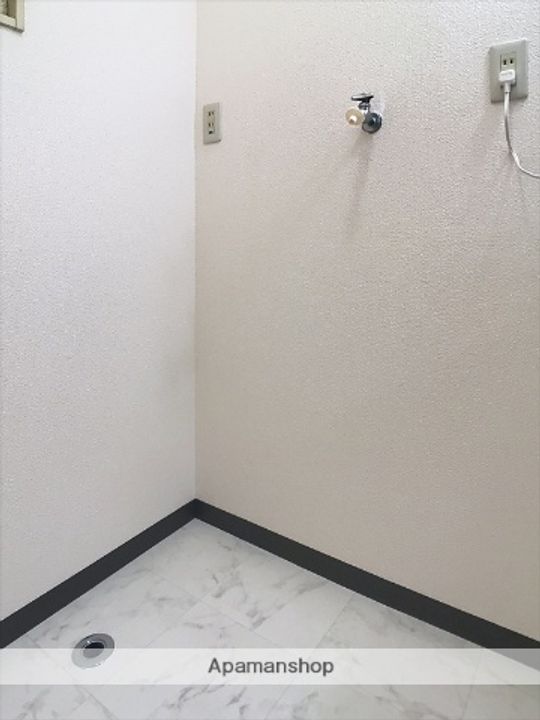 ウエスト長坂C202の内装