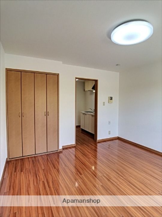 カルティエサンセール102の内装