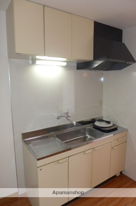 カルティエサンセール102のキッチン