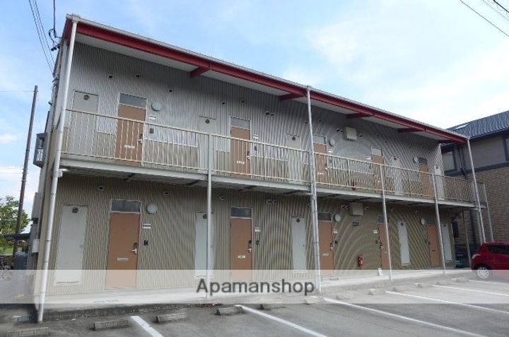 カルティエサンセール102の外観