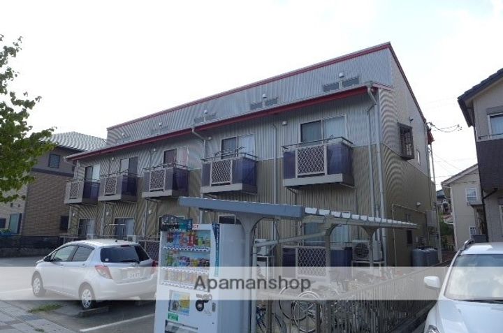 カルティエサンセール102の外観