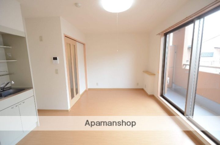 ヴィラフローラ305の居間