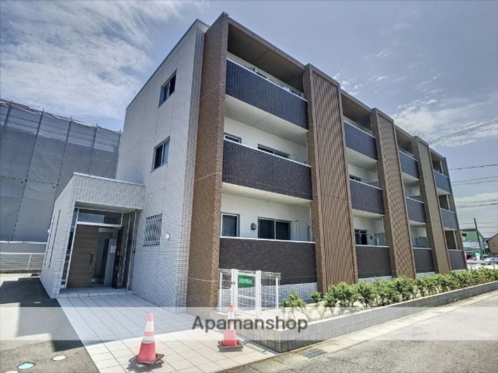 メゾン白鳳204の外観