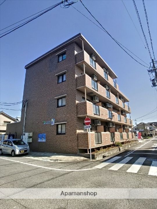 ハイタウンロボキャラ301の外観