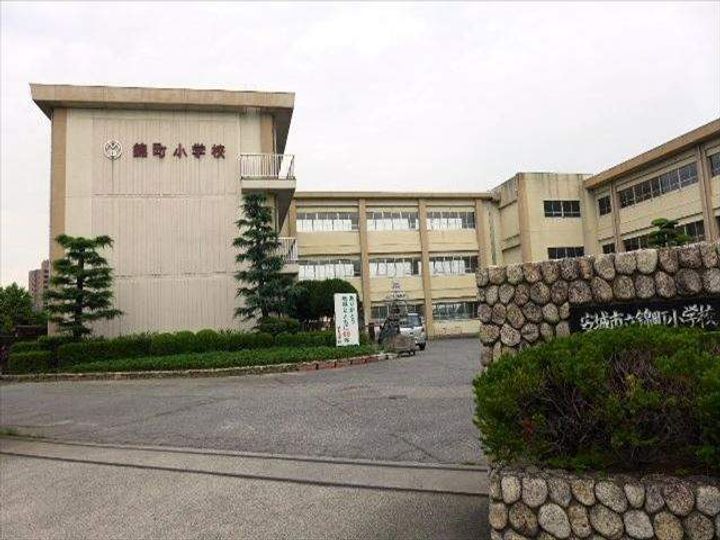 コンフォール横山の周辺