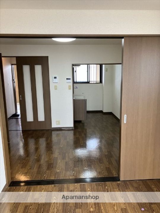 BELLE MAISON301の居間