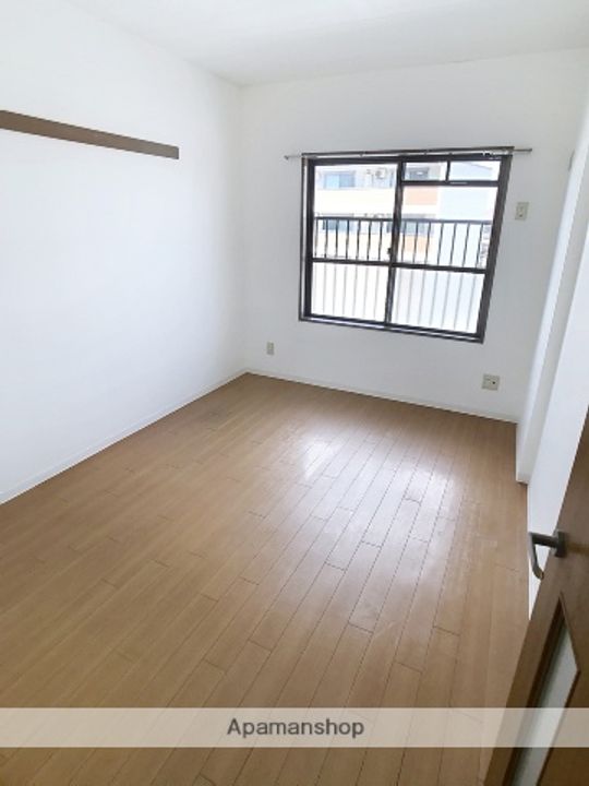 サニーコート二本木306の内装