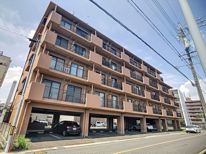 藤井マンション高倉305の外観