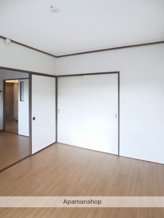 ハイネスハイツ稲垣308の内装