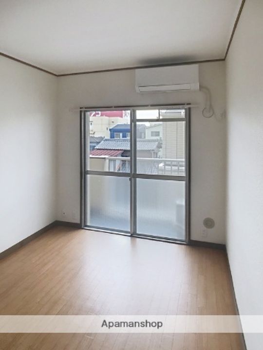 ハイネスハイツ稲垣308の内装