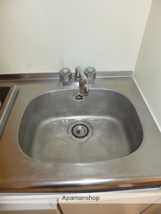 愛知県刈谷市井ケ谷町井田の賃貸アパートの内装