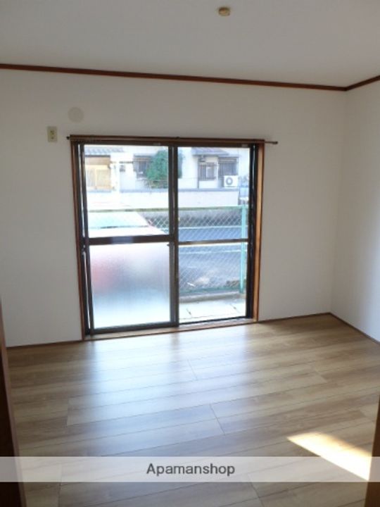 HEIGHTS KATAYAMA105の居間