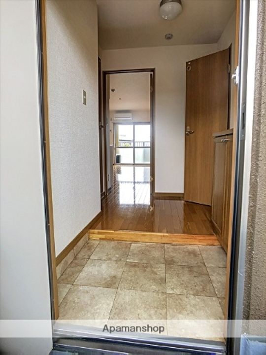 ベルドミールC・D棟D203の玄関