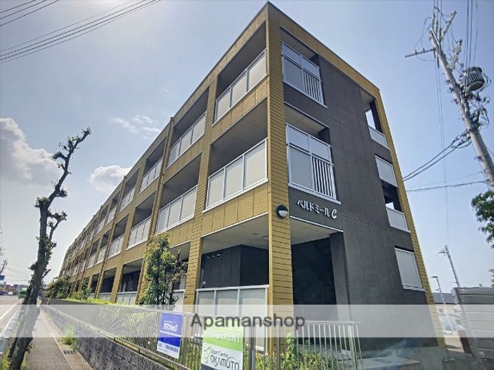 ベルドミールC・D棟D203の外観