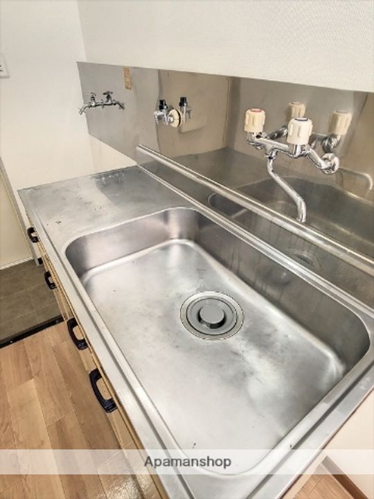 愛知県刈谷市寿町4丁目の賃貸アパートの内装