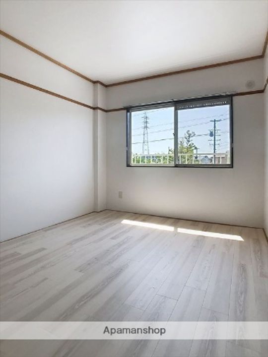 エルディム呉竹102の内装