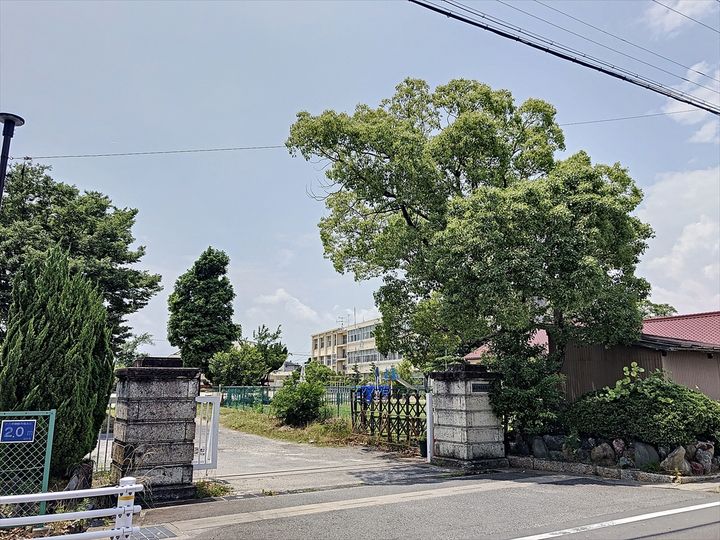サンリット高取の周辺
