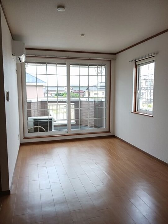 ソレアード笹山の居間