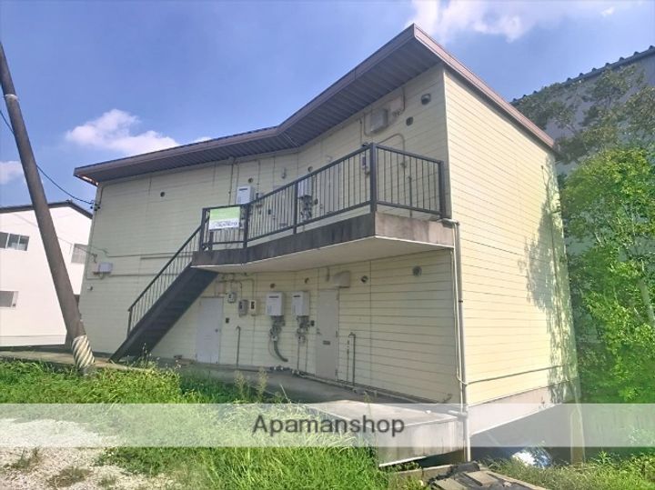 コーポサウスD棟201の外観